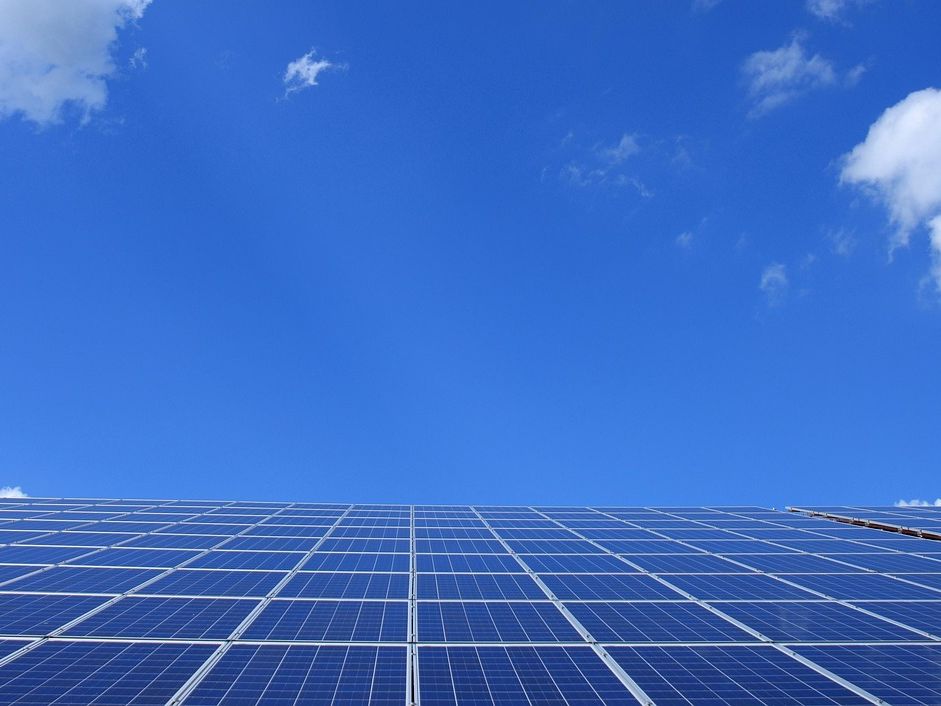 Jak działa i czym wyróżnia się JA Solar Technology Co?